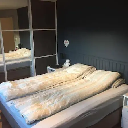 아파트 Stor I Svolvaer, Lofoten, Plass Til 7 Personer 스볼베르